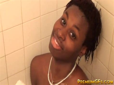 Sexy Solo Ebony Teen Pats Her Pussy FAPCAT