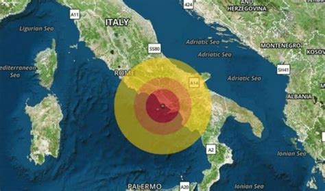 Forte Scossa Di Terremoto A Napoli Magnitudo