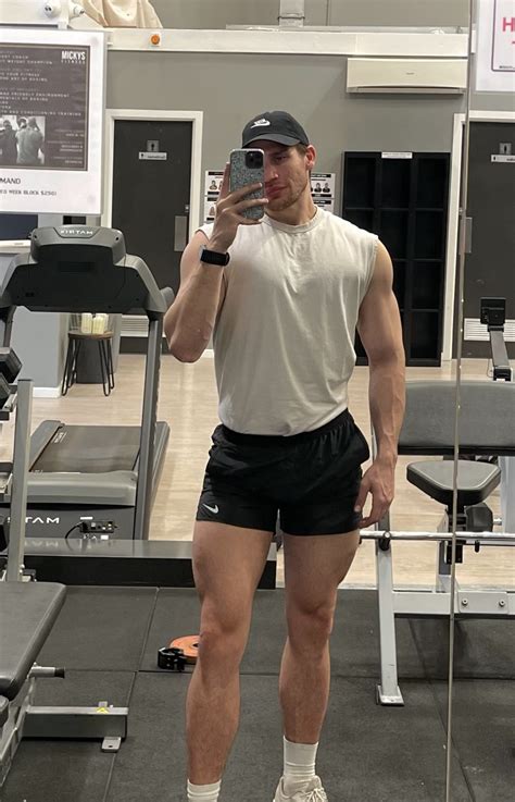 Aussie Men Exhibit 🇦🇺 Free Of On Twitter Rt Luvfromthomas Gym Pump