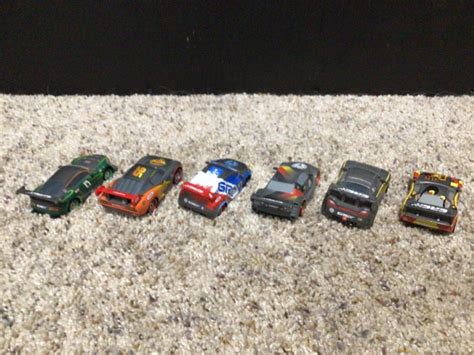Disney Pixar Cars 2 Lot Of Carbon Racers 155 4651994170