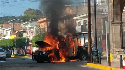 Durante Protesta Queman Patrullas En Jer Cuaro Guanajuato R Odoce