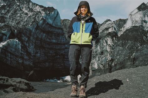 How to Layer Clothes for Every Season. Nike.com
