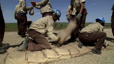 Filling And Placing Sandbags Youtube