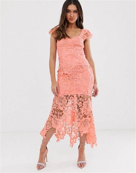 Love Triangle Sweetheart Neck Lace Dress With Cupped Top In Soft Coral