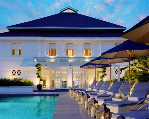 hotels  kuala lumpur top stays  comfort budget luxury trips
