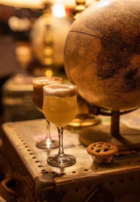 Tinseltown Pop Up Bar Brings Early Christmas Cheer To Vancouver This