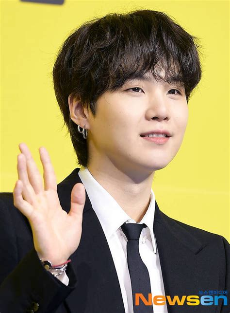 Bts 슈가 오늘22일 훈련소 입소→사회복무요원 근무 “잘 지내다 봅시다” 직접 인사 손에 잡히는 뉴스 눈에 보이는