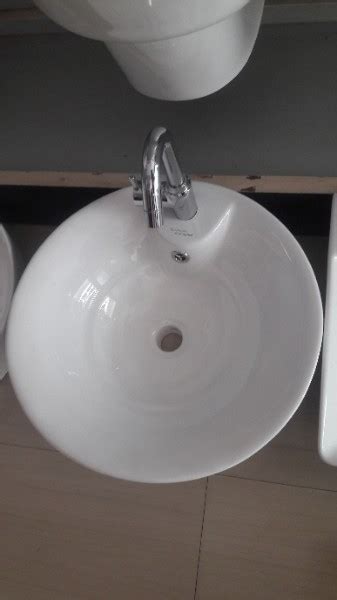 Hindware Wash Basin in Ahmedabad हदवयर वश बसन अहमदबद Latest