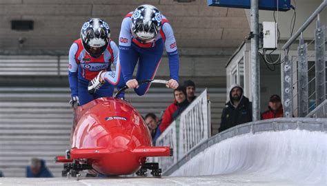 GALLERY: Stunning Photos Of Ice Sports Championships