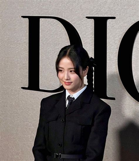 時尚 JISOO出席Dior 2024秋冬時裝週 BLACKPINK板 Dcard