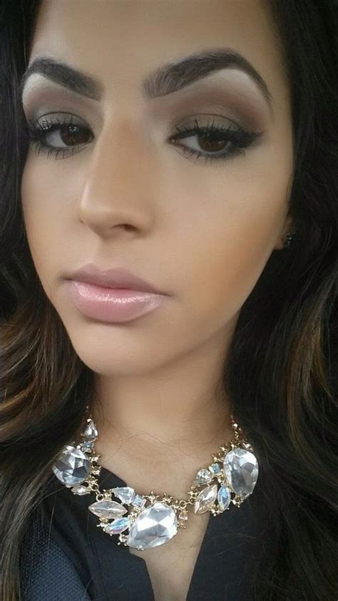 Smokey Eye Nude Lips Nude Lips Beauty Addict Colorful Makeup Ombre
