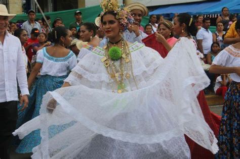 To Desfile T Pico Y De Carretas De Santiago Ap Stol