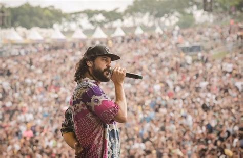 Gabriel O Pensador Se Apresenta Na Praia De Ita Na Errejota Not Cias