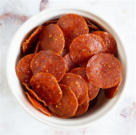 Keto Pepperoni Chips Forgetsugar