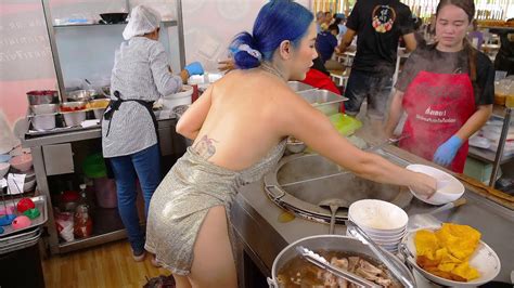 The Most Famous Beautiful Hot Lady Chef In Chonburi Thai Street Food