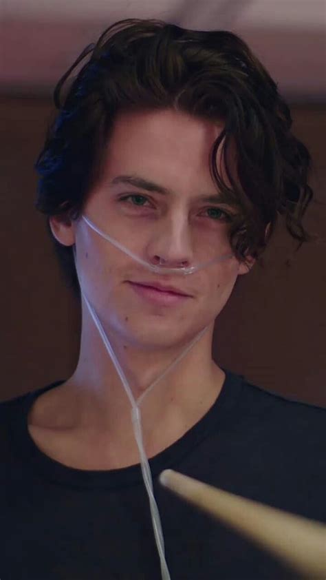 Five Feet Apart Film Um metro de distância Cole Sprouse five feet