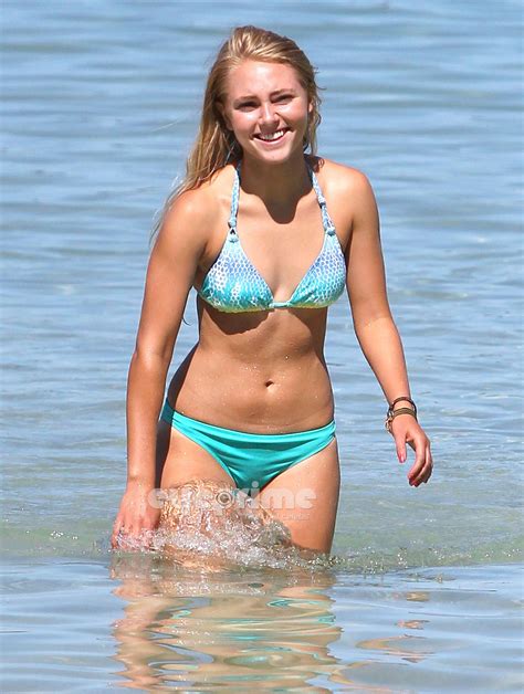 Annasophia Robb In A Bikini On The Beach In Oahu Hawaii July 11