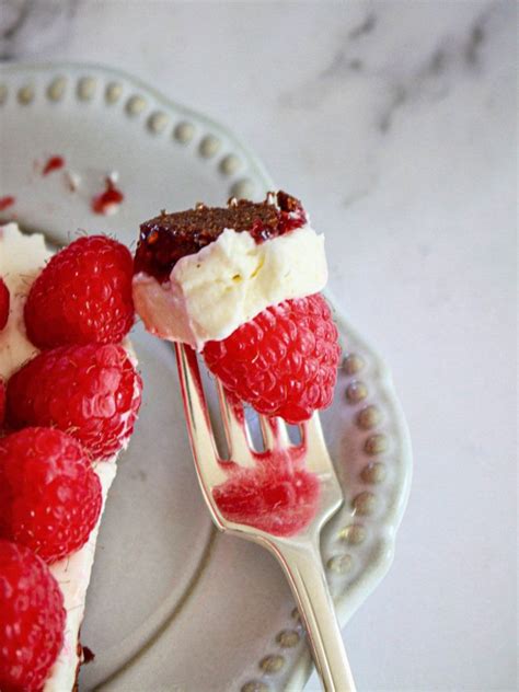 No Bake Chocolate Raspberry Cream Tart