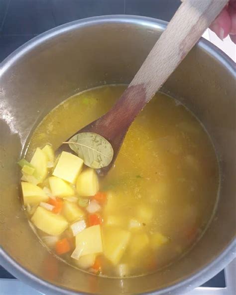 Kartoffelsuppe mit Würstchen Lydiasfoodblog