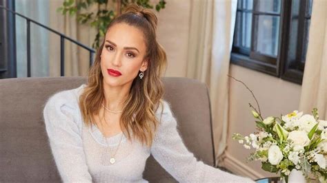 Jessica Alba Biography Age Birthday Height Affairs Controversies Unbiography