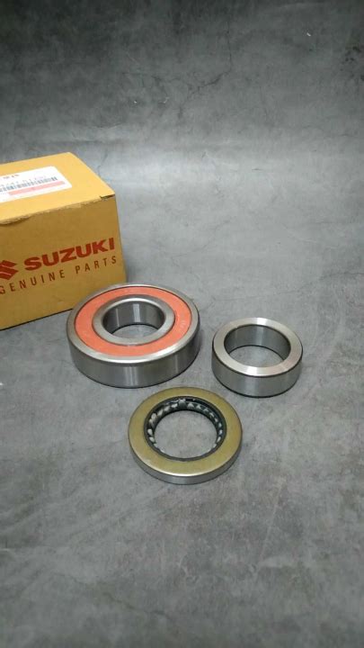 J Bering Roda Belakang Set Suzuki Apv Bearing Roda Belakang