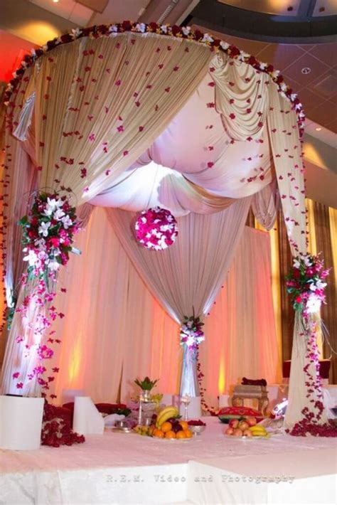 Indoor Mandap Decor