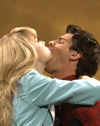 Senses Aren T Tingling Emma Andrew Fail At Spider Man Kissing On SNL