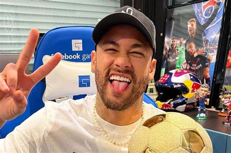 Neymar realiza exame de DNA após ser apontado como pai de menina