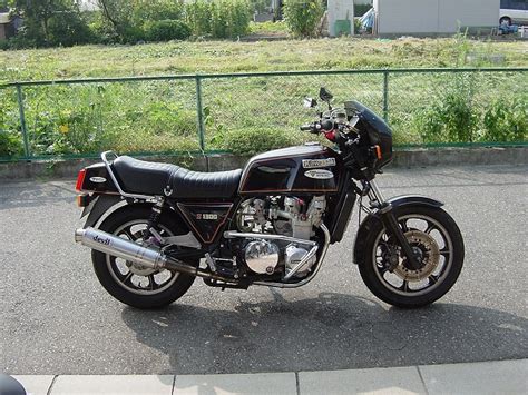 ・初代のkz1300 A2は、usa仕様です。いろいろとz1300の事を学びました。