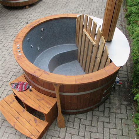 Voorbeelden Jacuzzi In Tuin