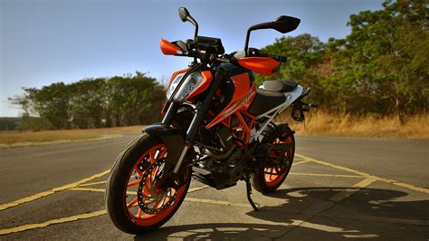 KTM 390 Duke 2017 STD Compare Bike Photos Overdrive