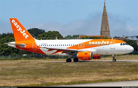 G EZAY EasyJet Airbus A319 111 Photo By Peter Moore ID 1523750