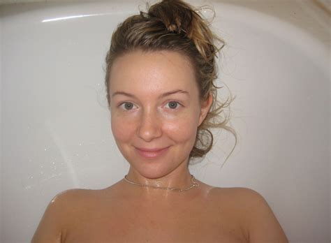 Angel Anna Set Bath Porn Pic
