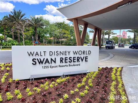 Reviews of Walt Disney Swan Reserve - AllEars.Net