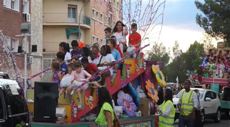 Vuelve un año más el Desfile de Carrozas de la Feria y Fiestas de San