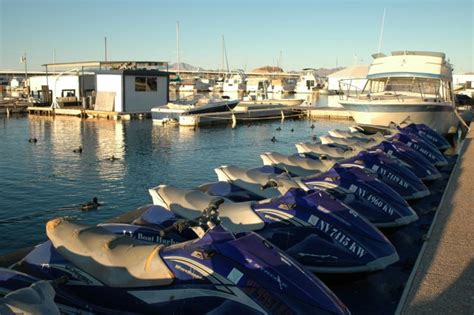 Boating On Lake Mead Nevada