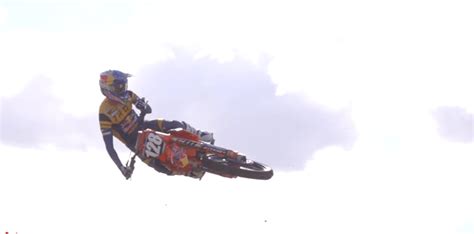 Video Tom Vialle Raw Supercross Testing