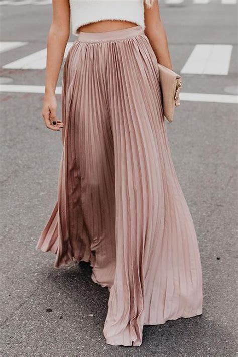 Pleated Maxi Skirts In 2020 With Images Casual Maxi Skirt Pleated