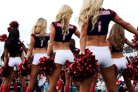 “crack Whores” And “jelly Bellies” A Former Nfl Cheerleader Reveals The Bullying And Body