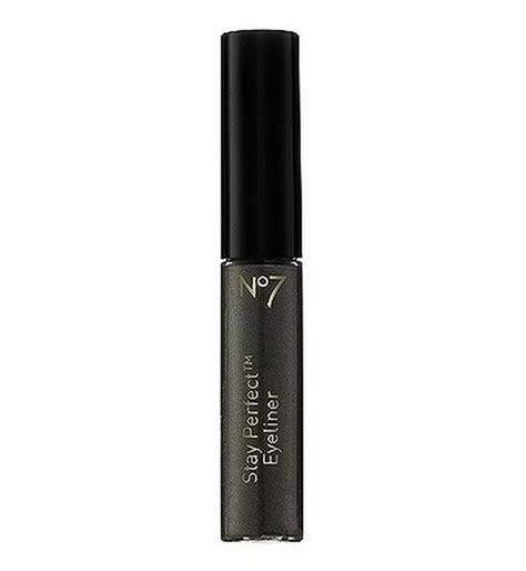 How To Get The Perfect Eyeliner Flick Without The Fear Daily Record