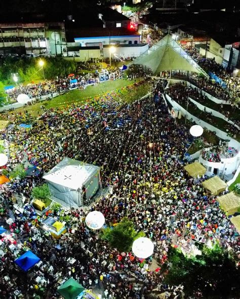 Celebra Es De S O Pedro E S O Mar Al Encantam A Capital Maranhense