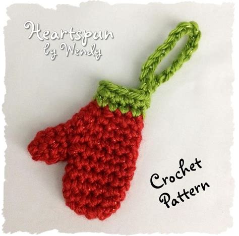 Crochet Pattern For You To Make This Mini Mitten Christmas Ornament