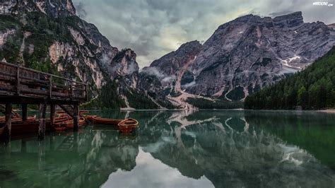 Social Trends Lago Pomost Pragser Wildsee Gory Chmury Braies Php