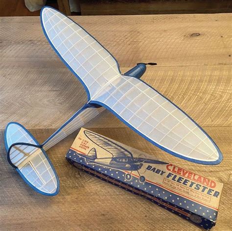 Pin By Tony Lewis On Vintage RC Model Airplanes Model Planes Model