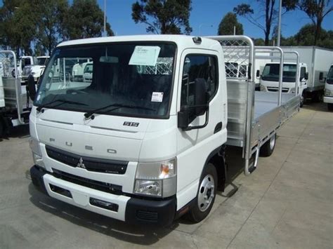 Fuso Canter Wide Truck Manual Tray Jtfd Just Trucks