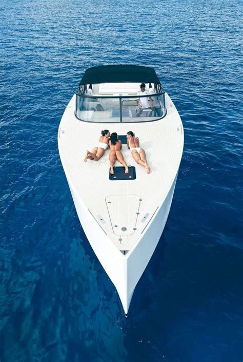 Xisle Boat Charter Luxury Yacht Rentals In Saint Martin