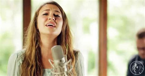 Experience Lauren Daigles Worshipful Live Performance And Testament Of Faith Wwjd