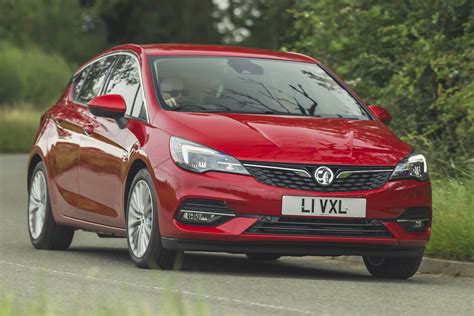 Vauxhall Astra hatchback review - pictures | Carbuyer