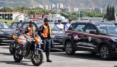 Dotan Con Patrullas Motos Y Uniformes A Cuerpos De Seguridad Para