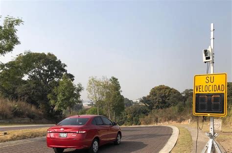 Conducir A Exceso De Velocidad Cuáles Son Los Riesgos